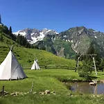 Majestic In *